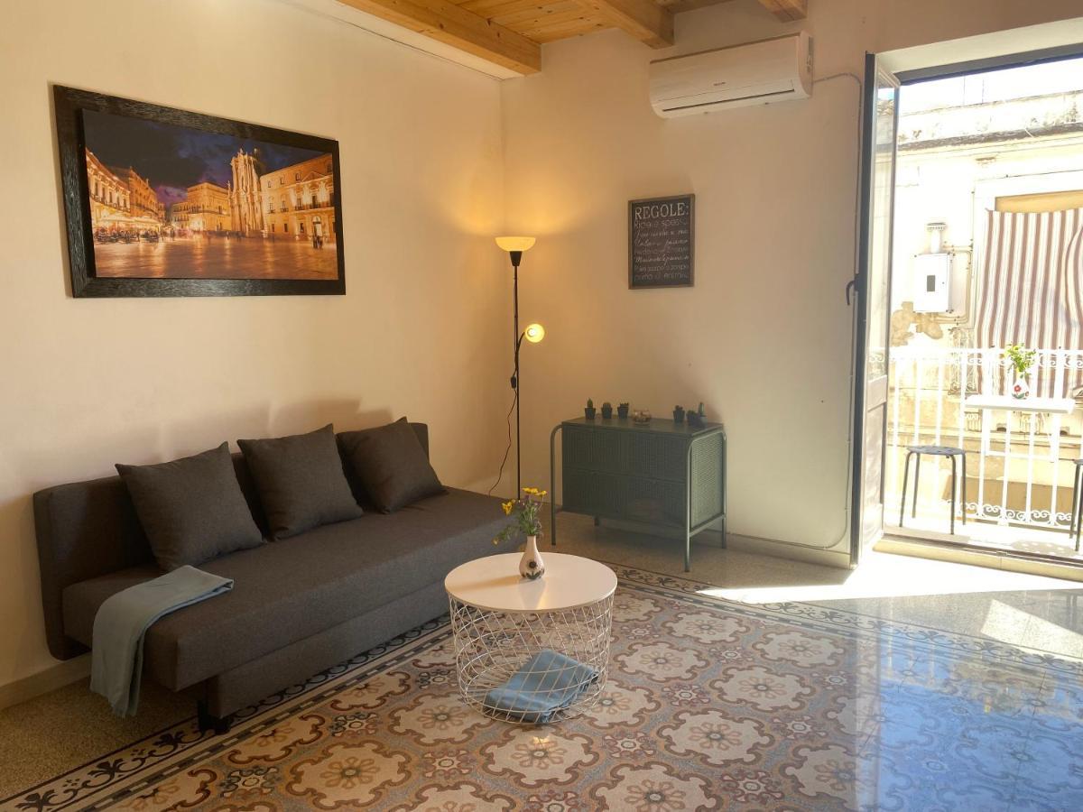 Casaluna Apartment Syracuse Ngoại thất bức ảnh